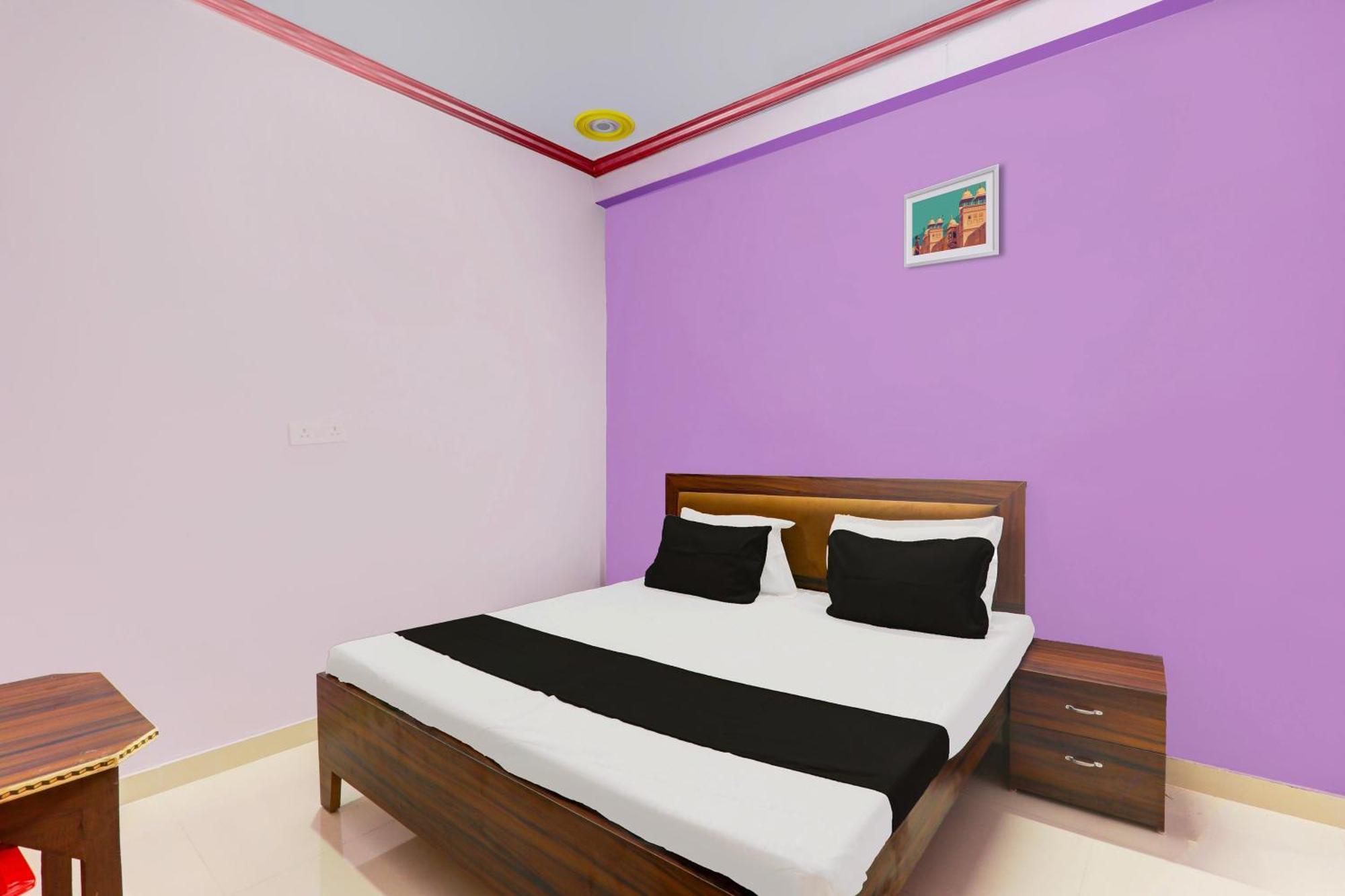 Hotel O Mandakini Galaxy Hotel Kanpur Exteriör bild