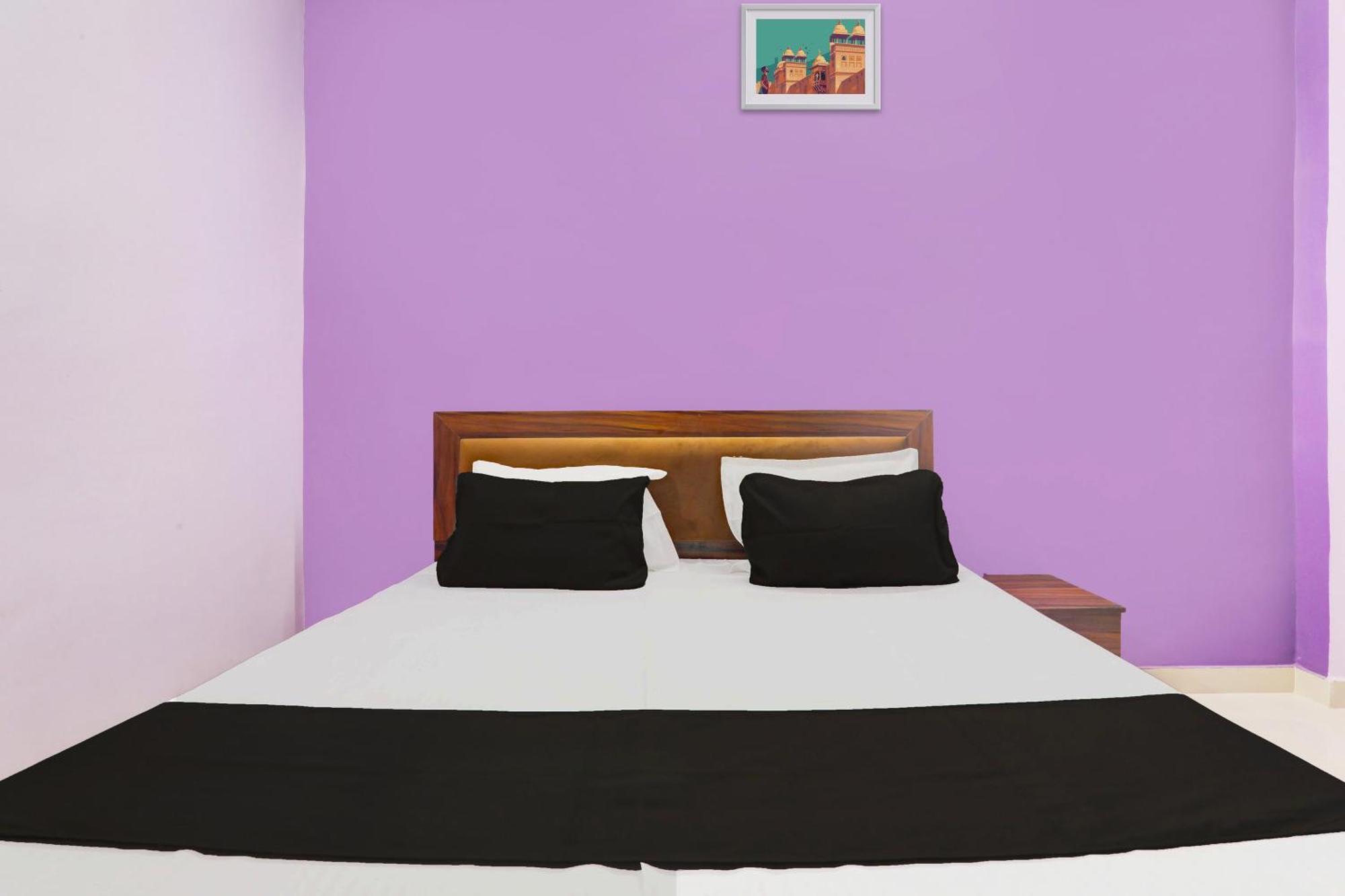 Hotel O Mandakini Galaxy Hotel Kanpur Exteriör bild